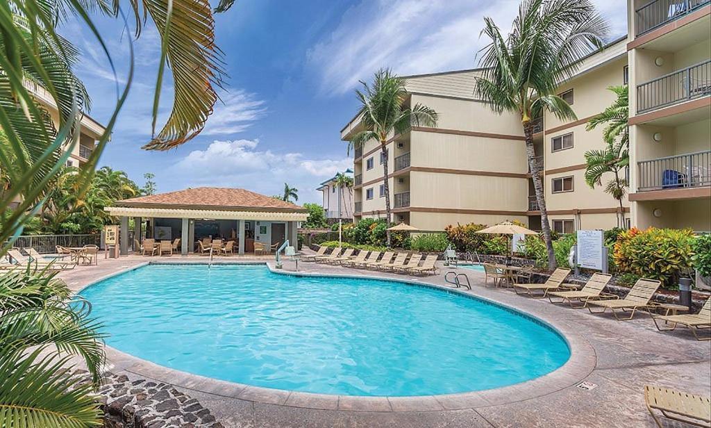 Beautiful 2 Bedroom Condo @ Kona! Кайлуа Кона Екстериор снимка